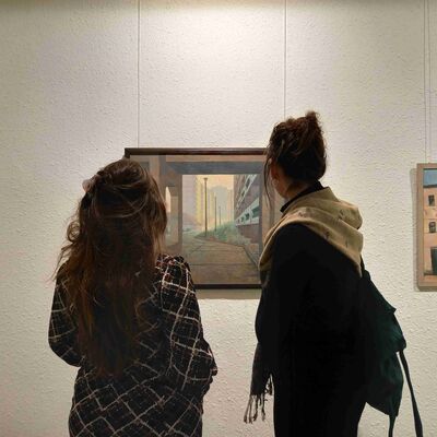Blick in die vergangene Ausstellung der Artothek in der Galerie B 