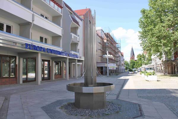 Trinkbrunnen in der Großen Scharrnstraße